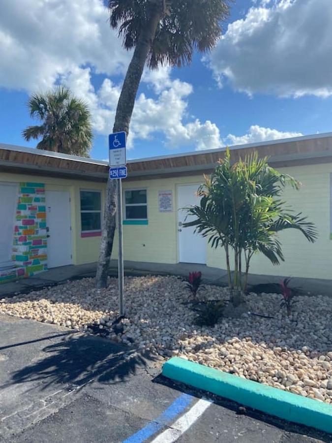 Pineapple Shores Inn Unit 1 Daytona Beach Exterior foto